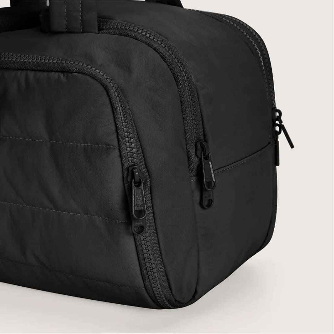 nécessaire multifuncional, nécessaire grande feminina, nécessaire de beleza para mala, estojo feminino portátil, estojo de maquiagem para viagem, bolsa prática para viagens, bolsa organizadora para viagem, bolsa leve e compacta, bolsa feminina grande capacidade, bolsa feminina de viagem, bolsa de viagem impermeável