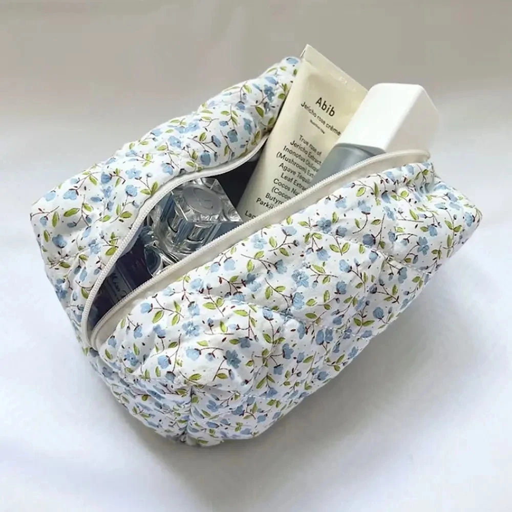 Moda flor acolchoada saco de armazenamento de maquiagem portátil organizador de viagem cosméticos bolsa de higiene pessoal bonito compõem bolsa floral sacos